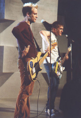 Steve & Josh funny arms